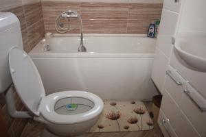 Ein Badezimmer in der Unterkunft Apartman Lucija & Luka