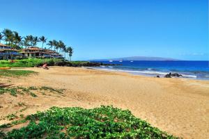 Makena Surf Resort #C-106 by Ali'i Resorts