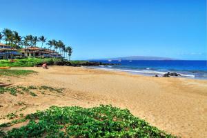 Makena Surf Resort #B-304 by Ali'i Resorts