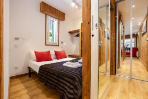 Cama o camas de una habitación en Appartement Clos du Savoy E1 - Happy Rentals