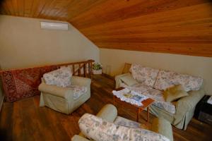 Area soggiorno di Milorava's Guest House & Wine Cellar