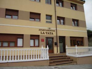 Budova, kde se aparthotel nachází