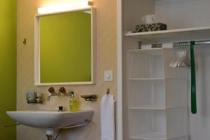 Ein Badezimmer in der Unterkunft Gasthaus Sternen