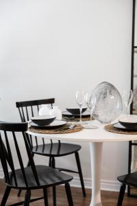 Nest Easy - Nine Elms