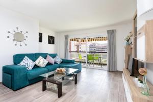 Część wypoczynkowa w obiekcie Home2Book Beautiful Apart Los Cristianos Pool Wifi