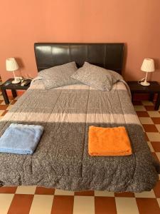 Postel nebo postele na pokoji v ubytování Casa Rural Hotel La Placeta AYORA
