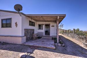 Gallery image of Rustic Bullhead City Retreat with Porch and Views in Bullhead City