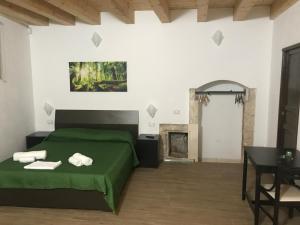 Voodi või voodid majutusasutuse Decadracma rooms toas