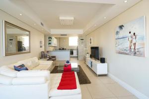 Gallery image of Sea La Vie Umhlanga - Direct Beach Access by WhereToGo in Durban