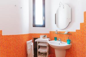 Ένα μπάνιο στο Conte Orsini Apartment