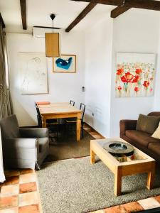 Un lugar para sentarse en Barceloneta Ramblas Apartments