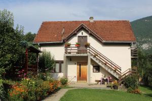 The building in which Az apartmant is located