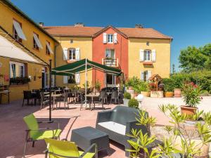 Gallery image of Logis Hôtel L'Adourable Auberge in Soublecause