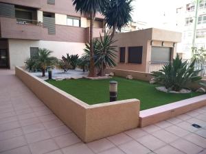 A garden outside Águilas Playa