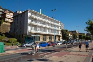 Гости Petit Palace Tamarises