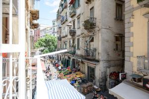 an overhead view of a street in a city at Dimora San Gennaro 10 in Naples