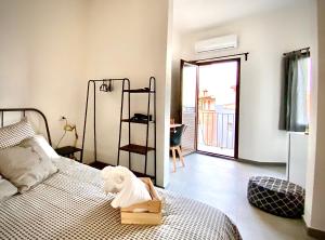 bedandclimbing客房内的一张或多张床位