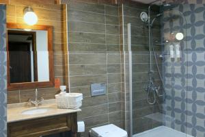 Ванная комната в Kemerli Konak Boutique Hotel