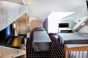Gallery image of Hôtel Stella in Lourdes +37 photos