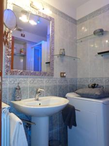 Phòng tắm tại Luxury Domus
