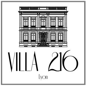 een zwart-witte tekening van een villa bij Villa 216 in Lyon