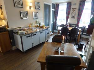 Wheldale Hotel