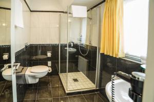 Koupelna v ubytování Hotel Linde