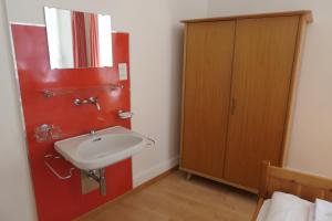 Vannituba majutusasutuses Hotel Franziskaner