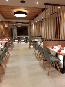 Reštaurácia alebo iné gastronomické zariadenie v ubytovaní Hotel Gasthof Stefansbrücke