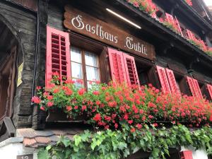 Das Gebäude in dem sich das Gasthaus befindet