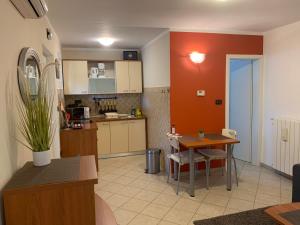 Kuchyň nebo kuchyňský kout v ubytování Apartment Ines