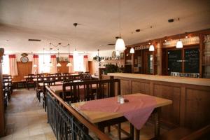 Lounge nebo bar v ubytování Hotel Eberl