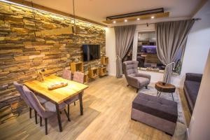 Χώρος καθιστικού στο Family Apartmani Kopaonik