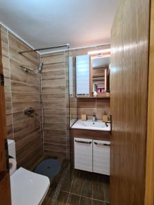 Kupatilo u objektu Apartman Tripković