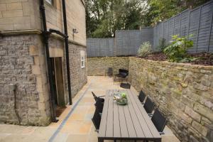 Gallery image of Locksbrook Lodge - Hot Tub - Spacious Outdoor Space in Bath