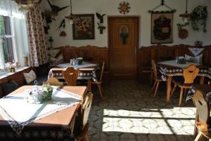 Restaurace v ubytování Gästehaus Unterlänger- Lass die Seele lachen