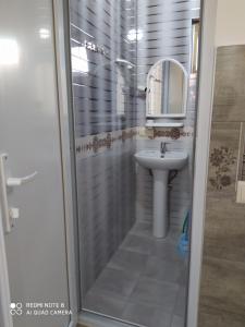 Gallery image of Emzari's Apartment in K'obulet'i