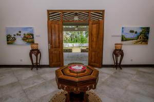 Fotografie z fotogalerie ubytování Arhimser Villa-superb 4 bedroom beachfront for 8 in Ranna, Tangalle, BB, pool, free pick up for 7 night stays arriving together, serviced, taxes included v Tangalle