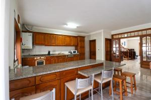 Cuina o zona de cuina de Casa da Bene - House Near the Amorosa Beach with Seaview