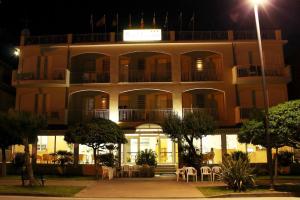 Fotografie z fotogalerie ubytování Hotel Toscana v destinaci Marotta