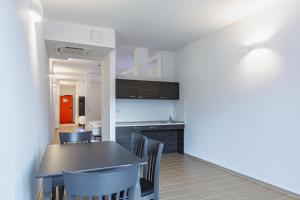 Kuchyň nebo kuchyňský kout v ubytování Augustus Hotel Bernkastel - Comfortable Budget Hotel