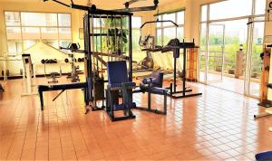 Fitness centrum a/nebo fitness zařízení v ubytování Beach condo Jomtien pool view large modern 1 bedroom + Kitchen