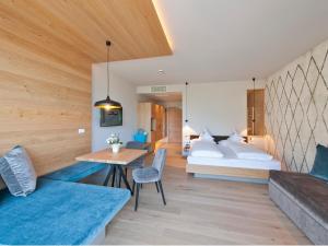 Postel nebo postele na pokoji v ubytování Hotel Schennerhof
