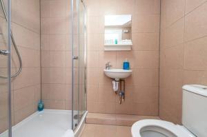 A bathroom at Bayview Bed and Breakfast 