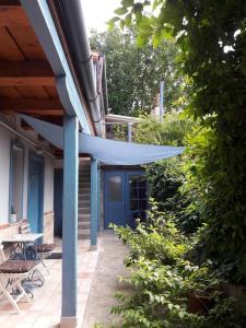 Budova, v ktorej sa apartmán nachádza