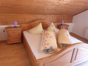 Postel nebo postele na pokoji v ubytování Haus Bergblick