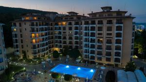 The swimming pool at or close to Bendita Mare Aparthotel