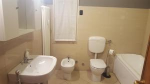 Koupelna v ubytování B&B in Arena L' Opera
