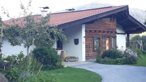 Ogród w obiekcie Appartement Salvenblick