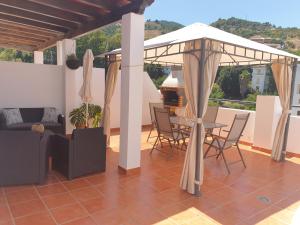 A balcony or terrace at Riu Tolox